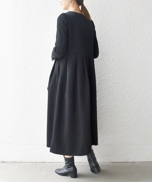 SHIPS / シップス ロング・マキシ丈ワンピース | 《予約》SHIPS any:〈手洗い可能〉ジャカード ウエスト タック ノーカラー ワンピース［NAVY BLUE］ | 詳細11