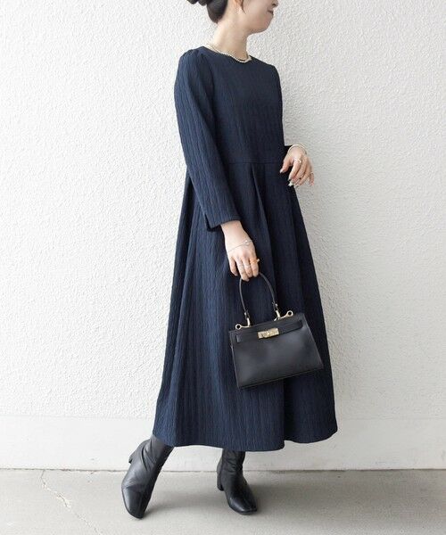 SHIPS / シップス ロング・マキシ丈ワンピース | 《予約》SHIPS any:〈手洗い可能〉ジャカード ウエスト タック ノーカラー ワンピース［NAVY BLUE］ | 詳細17