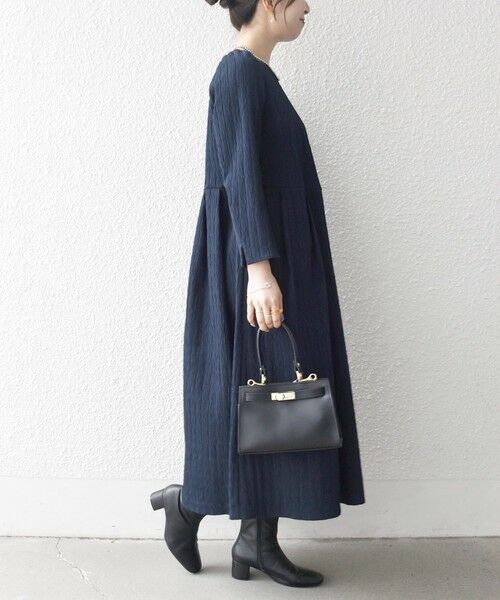 SHIPS / シップス ロング・マキシ丈ワンピース | 《予約》SHIPS any:〈手洗い可能〉ジャカード ウエスト タック ノーカラー ワンピース［NAVY BLUE］ | 詳細18