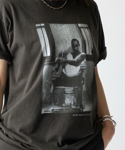 SHIPS / シップス Tシャツ | SHIPS: 80S SADE フォト Tシャツ | 詳細28