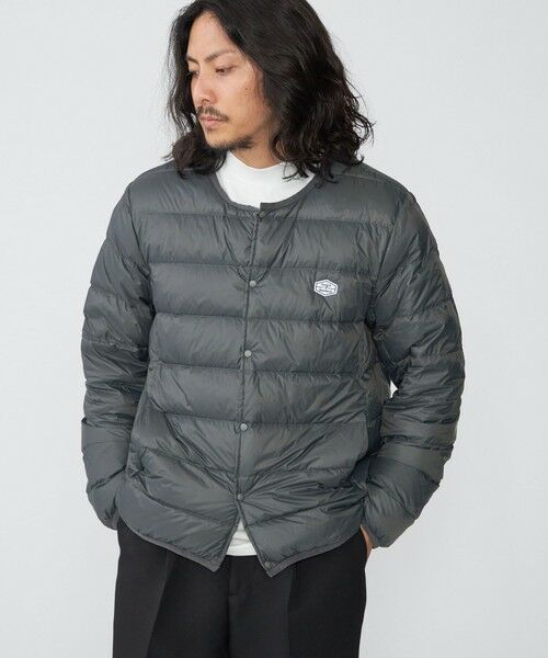 SHIPS / シップス ダウンジャケット・ベスト | 【WEB限定/SHIPS別注】TAION: ロゴワッペン ナイロン クルーネック インナーダウン カーディガン | 詳細4