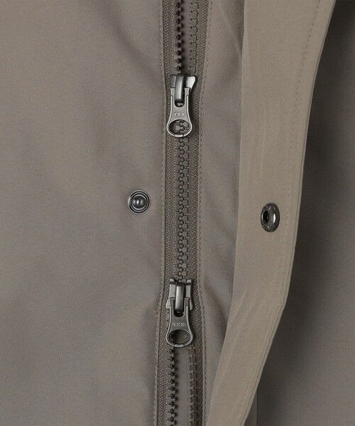 SHIPS / シップス ブルゾン | 【SHIPS Colors別注】FIRST DOWN: 〈洗濯機可能〉ジップ フード ブルゾン | 詳細23