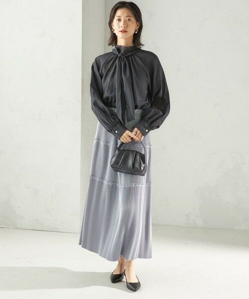 SHIPS / シップス ロング・マキシ丈スカート | 〈手洗い可能〉サテン プリーツ ティアード スカート | 詳細1