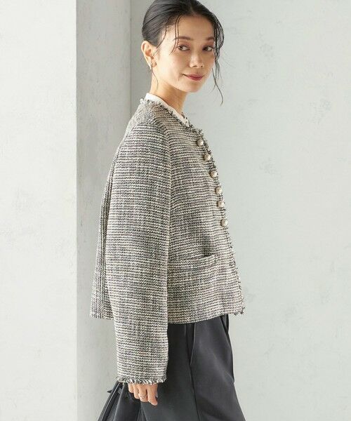 SHIPS / シップス ノーカラージャケット | 《予約》トライスピン 杢 ツイード パール モチーフ ボタン ジャケット（セレモニー対応可） | 詳細25