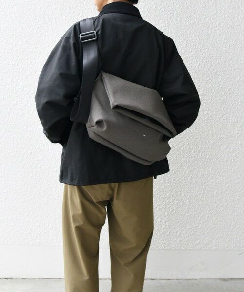 SHIPS / シップス ショルダーバッグ | 【SHIPS any 別注】Filer: 〈撥水加工〉トロピカル ビッグ ショルダーバッグ◇ | 詳細5