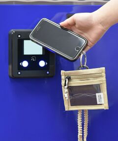 SHIPS / シップス その他 | 【SHIPS any別注】BYON BYON: マルチ ID パス ケース スマホストラップ◇