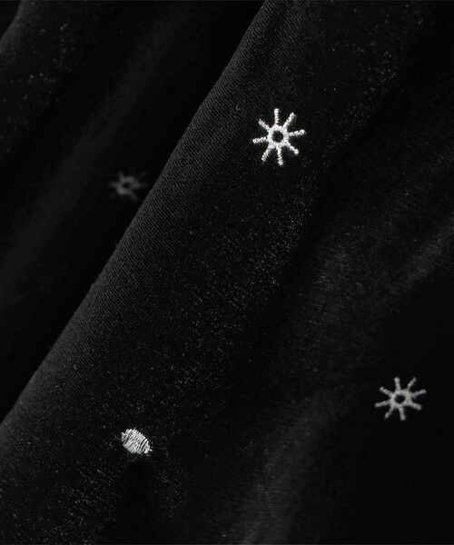 SHIPS / シップス ロング・マキシ丈ワンピース | SHIPS any:〈手洗い可能〉ポリエステル ベロア 刺繍 タック フレア ワンピース | 詳細16