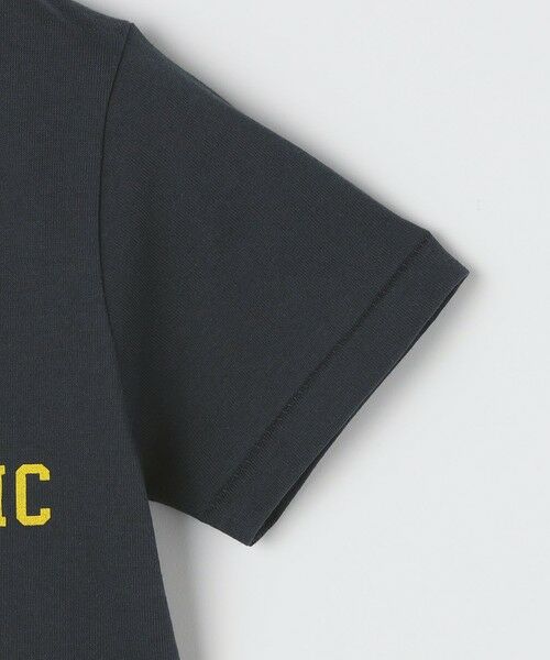 SHIPS / シップス Tシャツ | 【SHIPS any別注】Collegiate Pacific:〈洗濯機可能〉Vガゼット プリント & 刺繍 Tシャツ<KIDS> | 詳細17