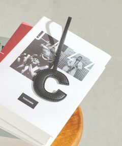 SHIPS / シップス キーホルダー・ストラップ | 《予約》George Cinq:イニシャル チャーム（ブラック）