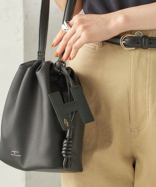 SHIPS / シップス キーホルダー・ストラップ | 《予約》George Cinq:イニシャル チャーム（ブラック）（H）