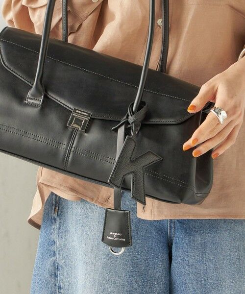 SHIPS / シップス キーホルダー・ストラップ | 《予約》George Cinq:イニシャル チャーム（ブラック）（K）