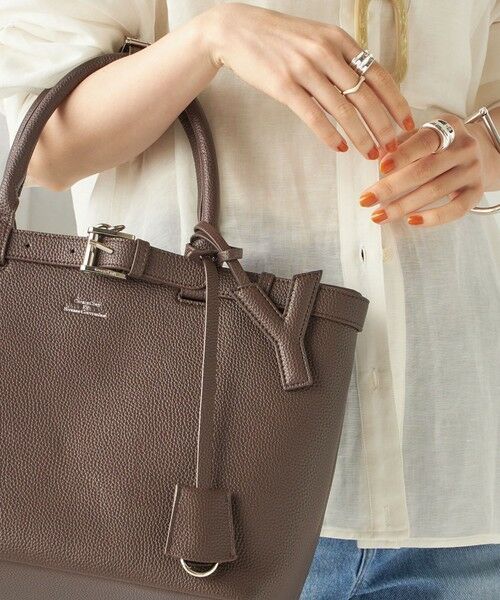 SHIPS / シップス キーホルダー・ストラップ | 《予約》George Cinq:イニシャル チャーム（ブラウン）（Y）