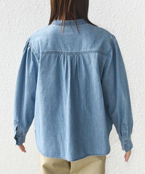 SHIPS / シップス シャツ・ブラウス | 《予約》【WEB限定】〈洗濯機可能〉ライトオンス フリル デニム シャツ | 詳細17