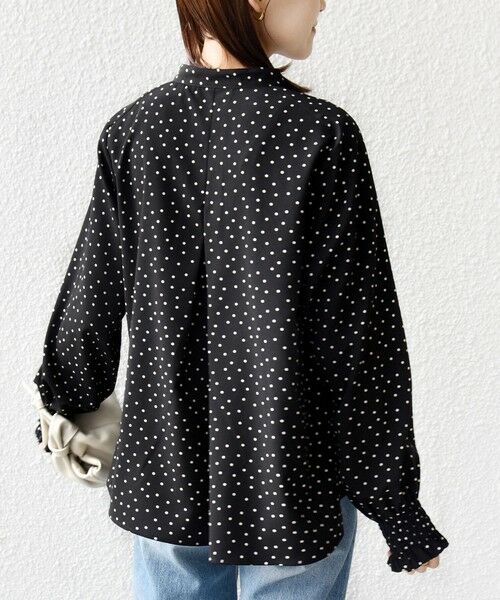 SHIPS / シップス シャツ・ブラウス | 《予約》【WEB限定】〈手洗い可能〉ドット 花柄 袖 シャーリング ブラウス | 詳細21
