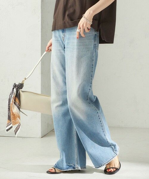 SHIPS / シップス デニムパンツ | 《予約》Levi’s: LOOSE BOOT（ライトブルー）