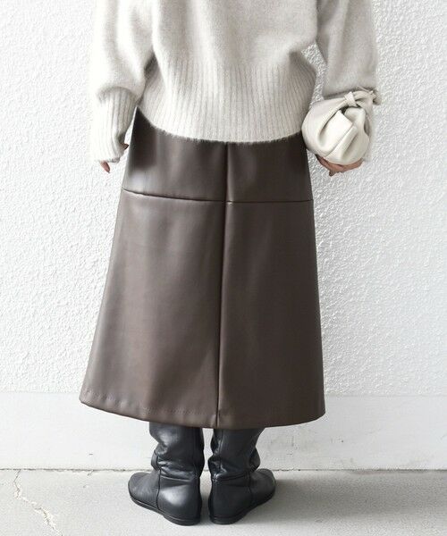 SHIPS / シップス ミニ・ひざ丈スカート | 〈手洗い可能〉合成皮革 ウエスト ゴム スカート | 詳細16