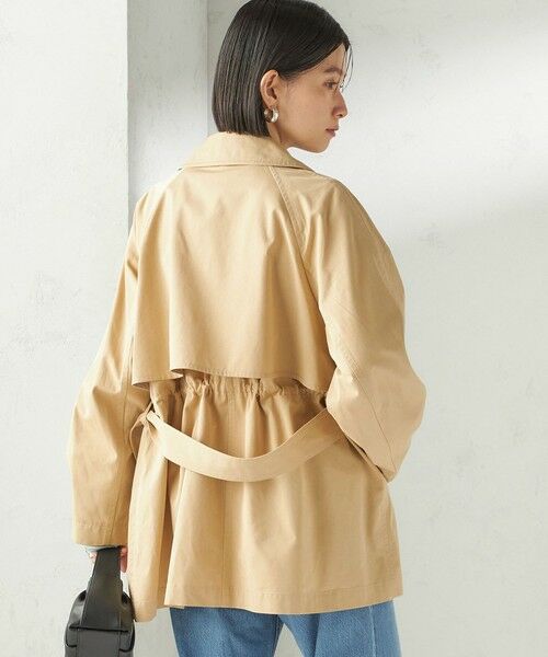 SHIPS / シップス トレンチコート | 《予約》〈撥水加工〉バック ギャザー ドロスト ミディ丈 トレンチ | 詳細5