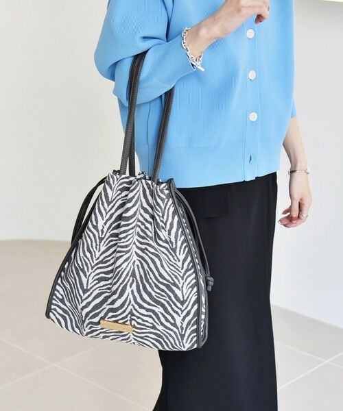 SHIPS / シップス トートバッグ | 《予約》quaranciel: 2way アニマル パイピング 巾着 トートバッグ（A4対応） | 詳細2