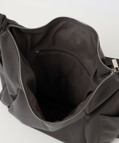 SHIPS / シップス トートバッグ | 《予約》quaranciel: 3way ポケット ジップ トート（A4対応） | 詳細15