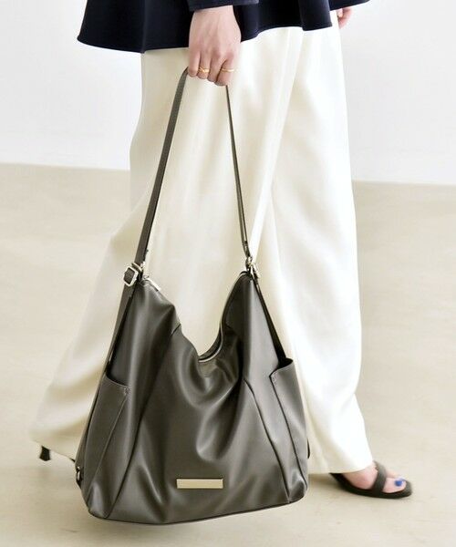 SHIPS / シップス トートバッグ | 《予約》quaranciel: 3way ポケット ジップ トート（A4対応） | 詳細9