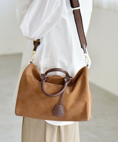 SHIPS / シップス ボストンバッグ | 《予約》quaranciel: 2way チャーム ビッグ ボストン バッグ | 詳細11