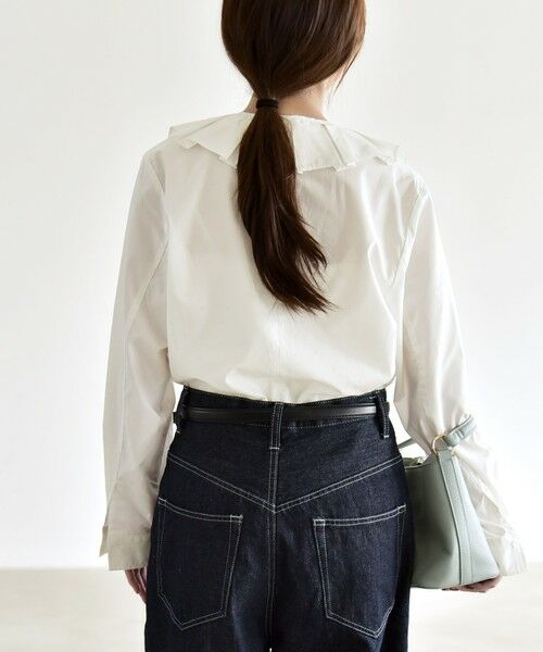 SHIPS / シップス シャツ・ブラウス | 《予約》quaranciel:〈洗濯機可能〉タックカラー 2way キーネック シャツ ブラウス | 詳細7