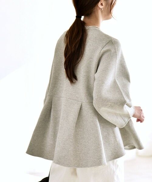 SHIPS / シップス スウェット | 《予約》quaranciel:〈洗濯機可能〉ポンチ ペプラム スウェット プルオーバー（ライトグレー）