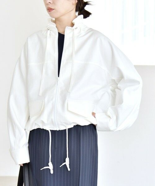 SHIPS / シップス ブルゾン | 《予約》quaranciel:〈手洗い可能〉ギャザー スタンドカラー ドロスト ショート ブルゾン | 詳細6