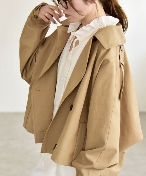 SHIPS / シップス トレンチコート | 《予約》quaranciel: ドルマンスリーブ ショート トレンチ コート | 詳細10