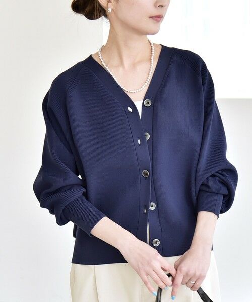 SHIPS / シップス カーディガン・ボレロ | 《予約》quaranciel:〈手洗い可能〉アゼ Vネック コンパクト ニット カーディガン | 詳細28