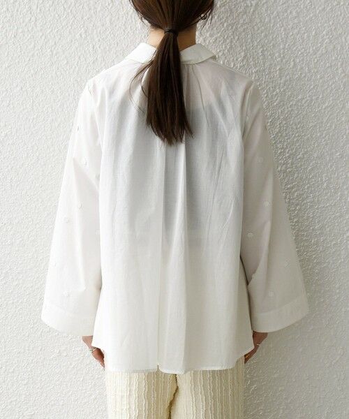 SHIPS / シップス シャツ・ブラウス | 《予約》SHIPS any:〈洗濯機可能〉フラワー モチーフ Aライン スキッパー シャツ ブラウス | 詳細18