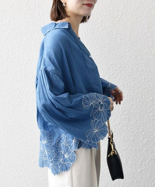 SHIPS / シップス シャツ・ブラウス | 《予約》SHIPS any:〈手洗い可能〉シアー デニム フラワー エンブロ タック シャツ | 詳細5