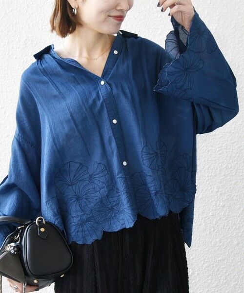 SHIPS / シップス シャツ・ブラウス | 《予約》SHIPS any:〈手洗い可能〉シアー デニム フラワー エンブロ タック シャツ | 詳細18