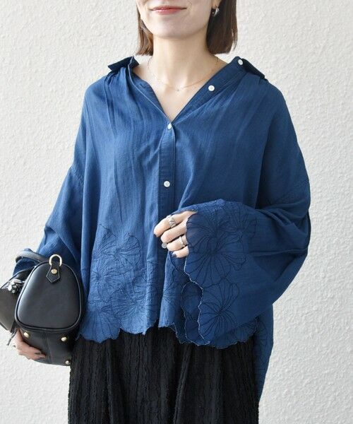 SHIPS / シップス シャツ・ブラウス | 《予約》SHIPS any:〈手洗い可能〉シアー デニム フラワー エンブロ タック シャツ | 詳細22