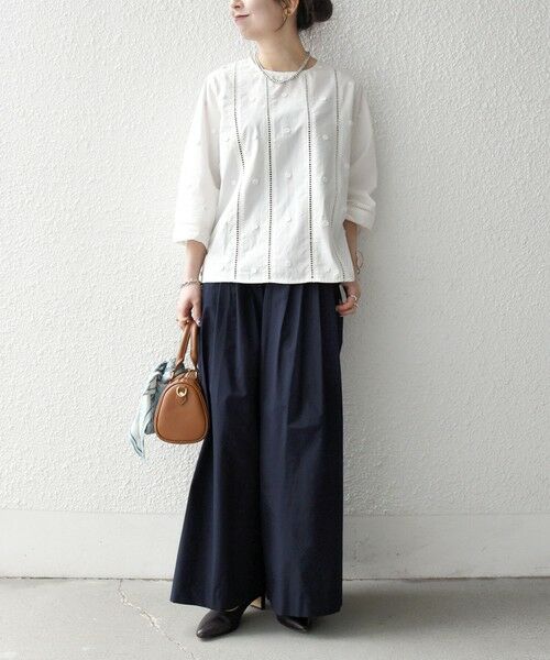 SHIPS / シップス シャツ・ブラウス | 《予約》【WEB限定】SHIPS any:〈洗濯機可能〉フラワー モチーフ ハシゴレース クルーネック ブラウス | 詳細1