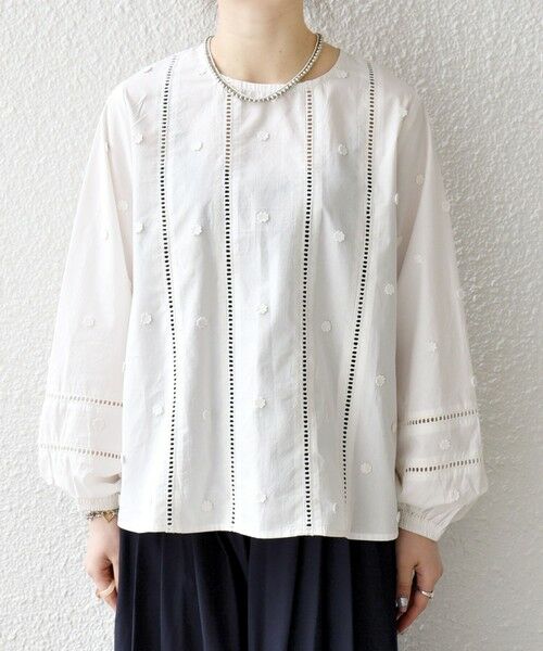 SHIPS / シップス シャツ・ブラウス | 《予約》【WEB限定】SHIPS any:〈洗濯機可能〉フラワー モチーフ ハシゴレース クルーネック ブラウス | 詳細12