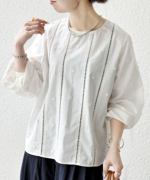 SHIPS / シップス シャツ・ブラウス | 《予約》【WEB限定】SHIPS any:〈洗濯機可能〉フラワー モチーフ ハシゴレース クルーネック ブラウス（ホワイト）