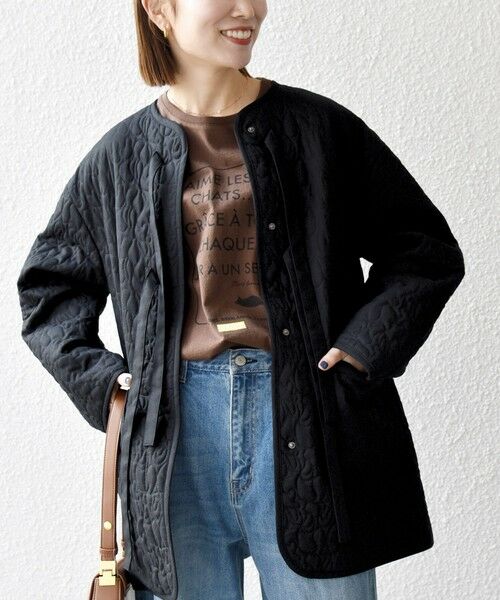 SHIPS / シップス その他アウター | 《予約》SHIPS any: キルティング ステッチ ノーカラー ミディ コート（ブラック）