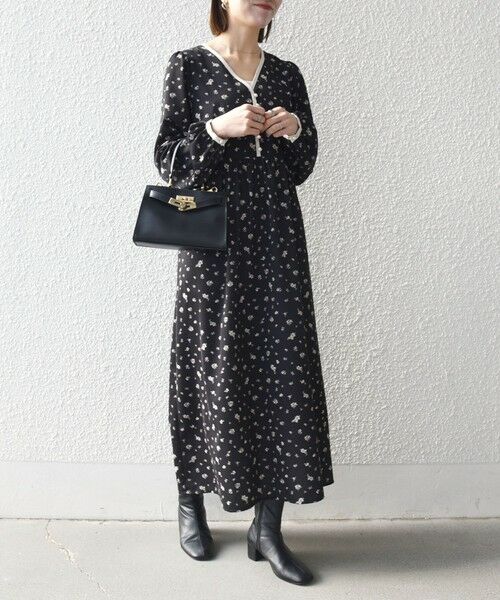 SHIPS / シップス ロング・マキシ丈ワンピース | 《予約》SHIPS any:〈洗濯機可能〉フラワー プリント ウエストギャザー Vネック ワンピース | 詳細22