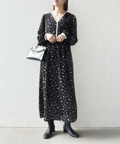 SHIPS / シップス ロング・マキシ丈ワンピース | 《予約》SHIPS any:〈洗濯機可能〉フラワー プリント ウエストギャザー Vネック ワンピース | 詳細20