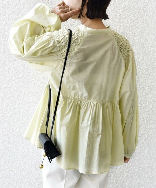 SHIPS / シップス シャツ・ブラウス | 《予約》【WEB限定】〈手洗い可能〉ショルダー 刺繍 タック ブラウス | 詳細18