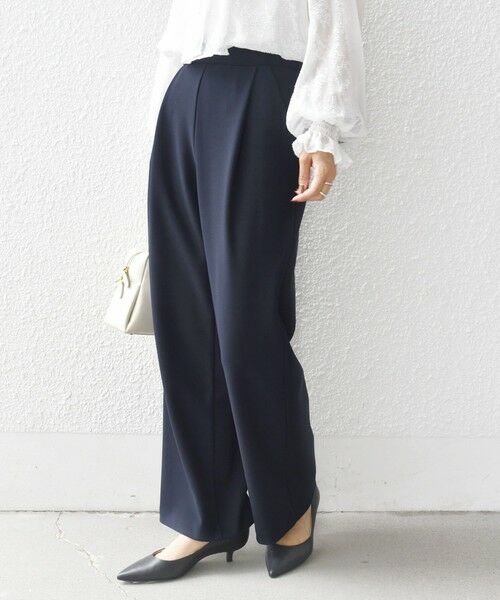 SHIPS / シップス ショート・ハーフ・半端丈パンツ | 【SHIPS別注】kaene:〈洗濯機可能〉ダンボール ストレート タック パンツ（セレモニー対応可）（ネイビー）