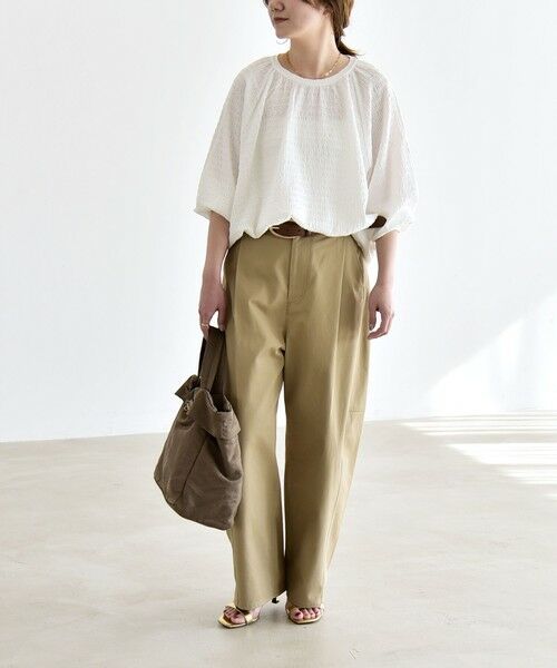 SHIPS / シップス シャツ・ブラウス | 《予約》quaranciel:〈洗濯機可能〉ジャカード ボリュームスリーブ クルーネック ブラウス | 詳細1