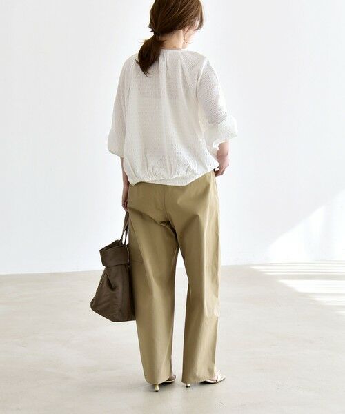 SHIPS / シップス シャツ・ブラウス | 《予約》quaranciel:〈洗濯機可能〉ジャカード ボリュームスリーブ クルーネック ブラウス | 詳細2