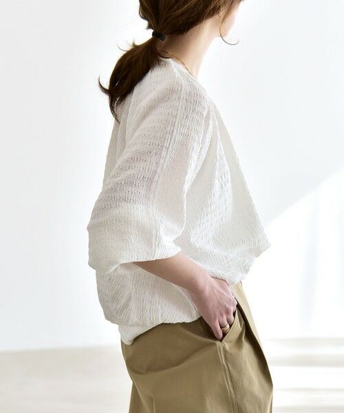 SHIPS / シップス シャツ・ブラウス | 《予約》quaranciel:〈洗濯機可能〉ジャカード ボリュームスリーブ クルーネック ブラウス | 詳細5