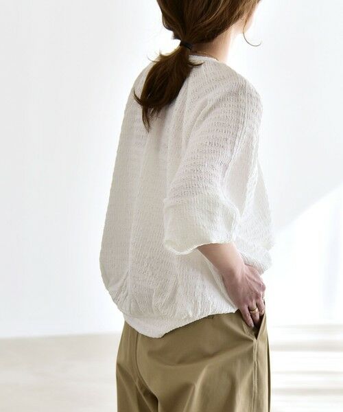 SHIPS / シップス シャツ・ブラウス | 《予約》quaranciel:〈洗濯機可能〉ジャカード ボリュームスリーブ クルーネック ブラウス | 詳細6