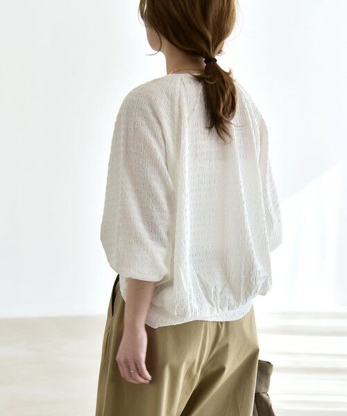 SHIPS / シップス シャツ・ブラウス | 《予約》quaranciel:〈洗濯機可能〉ジャカード ボリュームスリーブ クルーネック ブラウス | 詳細8