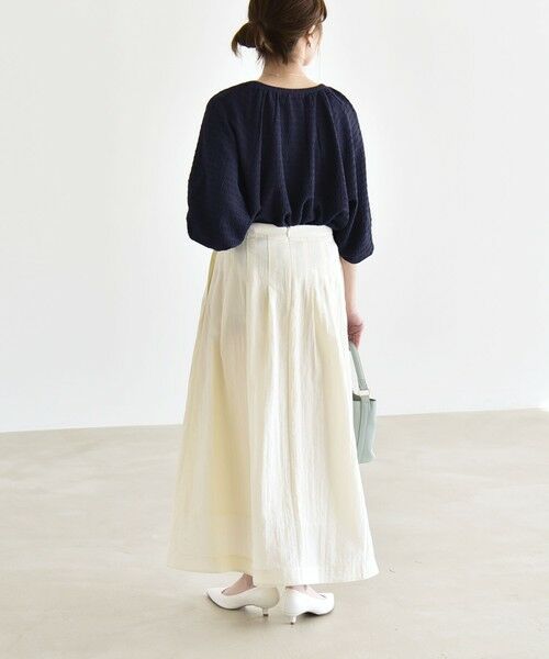 SHIPS / シップス シャツ・ブラウス | 《予約》quaranciel:〈洗濯機可能〉ジャカード ボリュームスリーブ クルーネック ブラウス | 詳細28