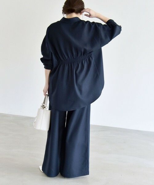 SHIPS / シップス サロペット・オールインワン | 《予約》quaranciel:〈洗濯機可能〉ギャザー シャツ & イージー パンツ セットアップ | 詳細30