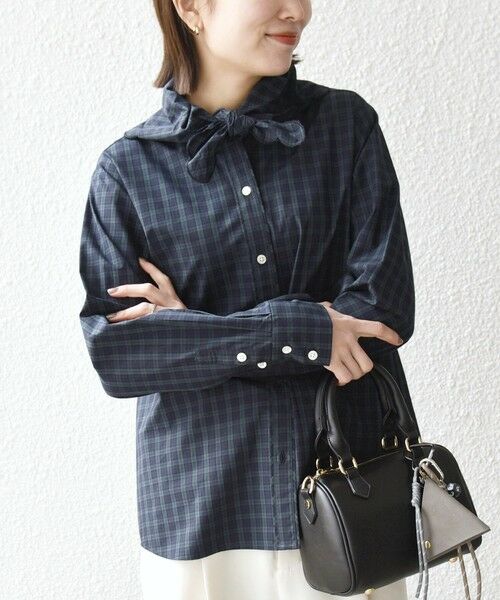 SHIPS / シップス シャツ・ブラウス | 《予約》SHIPS any:〈洗濯機可能〉スカラップ スカーフ付 バンドカラー シャツ（ネイビー）